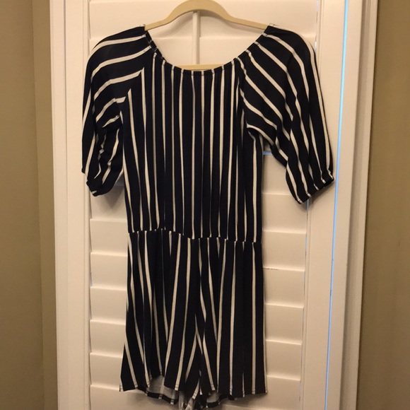 Boohoo Other - Black and white off the shoulder romper
